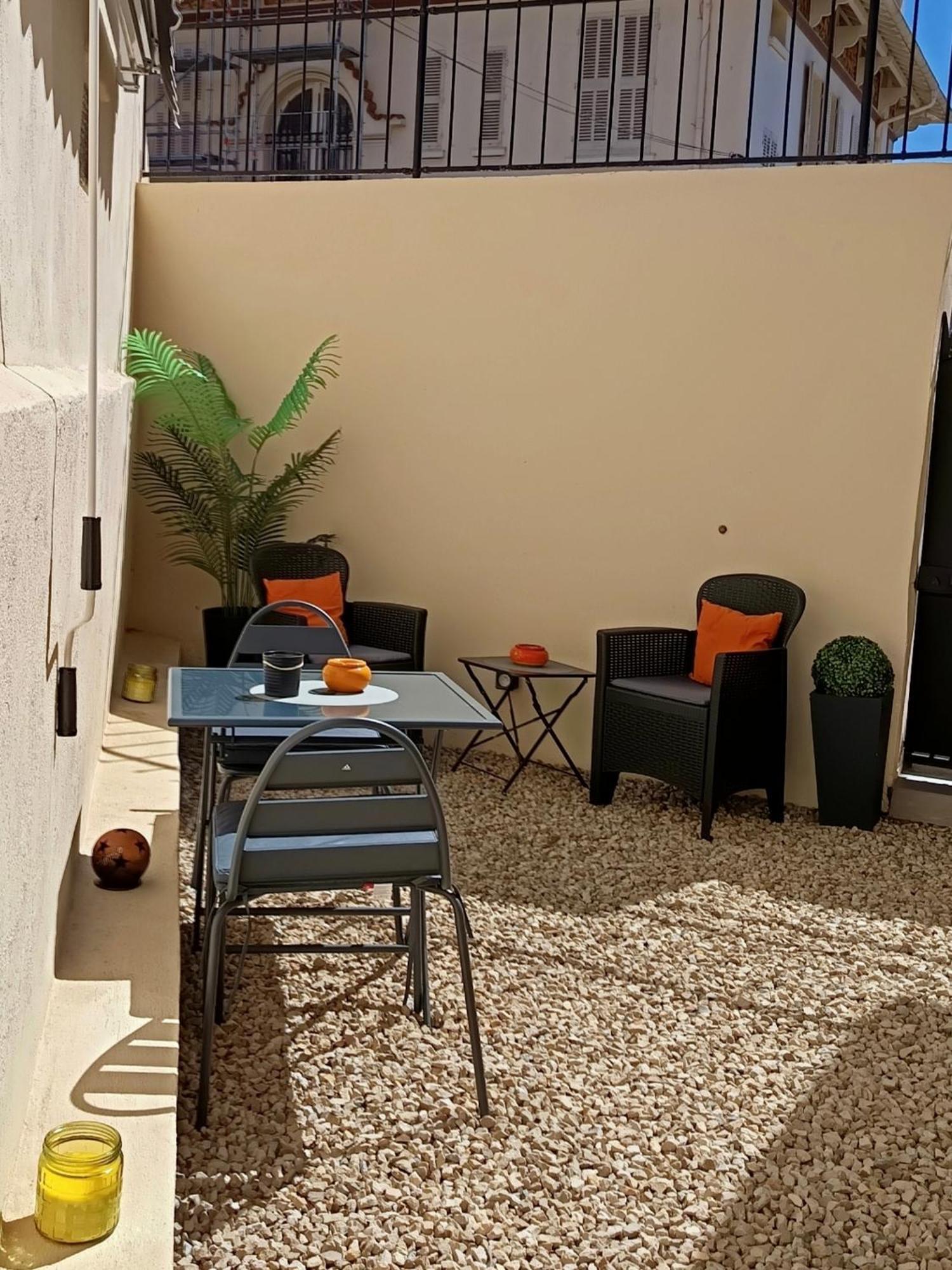 شقة Coquet 2 Pieces Entierement Renove Et Climatise كان المظهر الخارجي الصورة